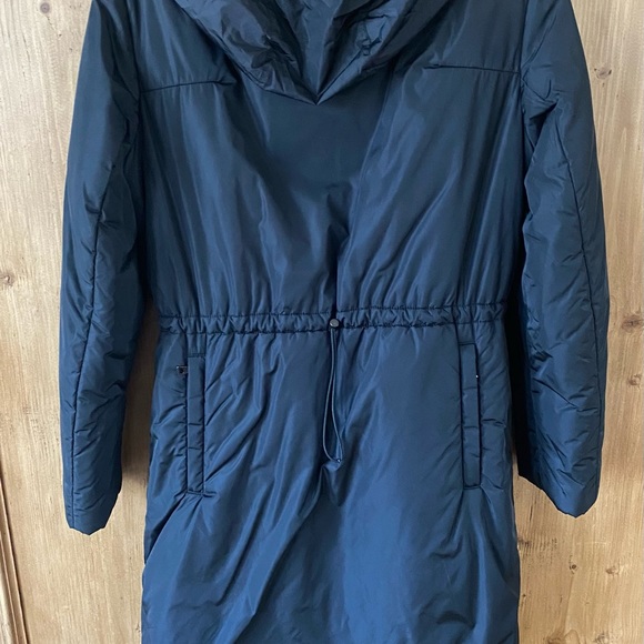 Ladies Prada Nylon Coat - Picture 2 of 4